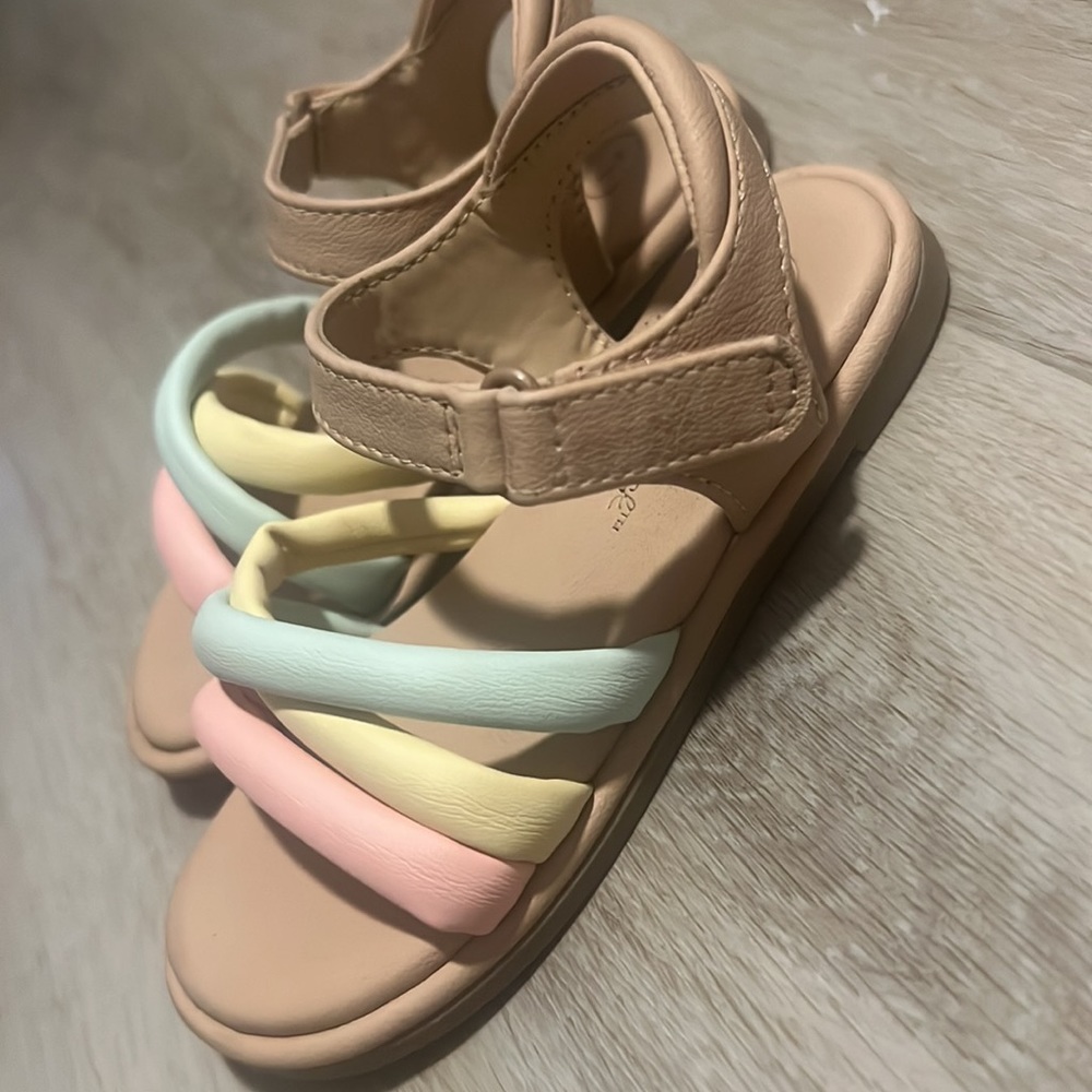 Tan sandals - Picture 3 of 4